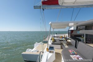 cockpit arrière du neel 43 neel-trimarans la rochelle mv yachting