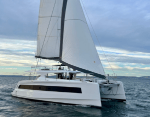 aventura 45 DC aventura yachts la rochelle mv yachting