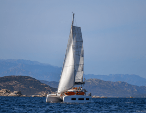 aventura 37 DC aventura yachts la rochelle mv yachting