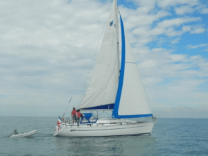 bateau occasion Bavaria 32 Cruiser la rochelle mv yachting