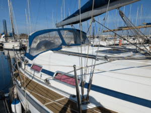 bateau occasion Bavaria 32 Cruiser la rochelle mv yachting