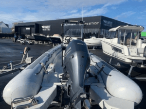 bateau occasion Zodiac Pro 7 la rochelle mv yachting