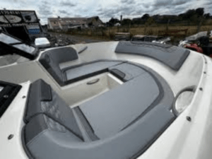 bateau occasion Bayliner Element M17 la rochelle mv yachting