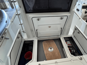 bateau occasion Barracuda 9 fly la rochelle mv yachting