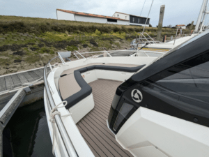 Bateau moteur occasion : PARKER 690 SPORT - MV-Yachting I MV-Occasion