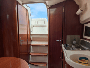 bateau à moteur occasion jeanneau leader 805 mv-yachting mv-occasion