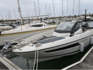 Bateau moteur occasion : PARKER 690 SPORT - MV-Yachting I MV-Occasion