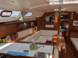 monocoque occasion BENETEAU OCEANIS 37 2012 mv-occasion mv-yachting
