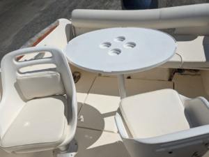 Bateau moteur occasion : JEANNEAU LEADER 515 - MV-Yachting I MV-Occasion