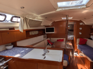 monocoque occasion BENETEAU OCEANIS 37 2010 mv-occasion mv-yachting