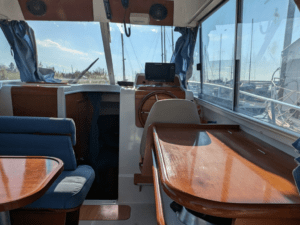 Bateau moteur occasion : BENETEAU ANTARES 760 - MV-Yachting I MV-Occasion